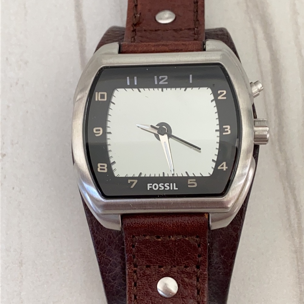 Men Fossil Watch - Picture 2 of 5